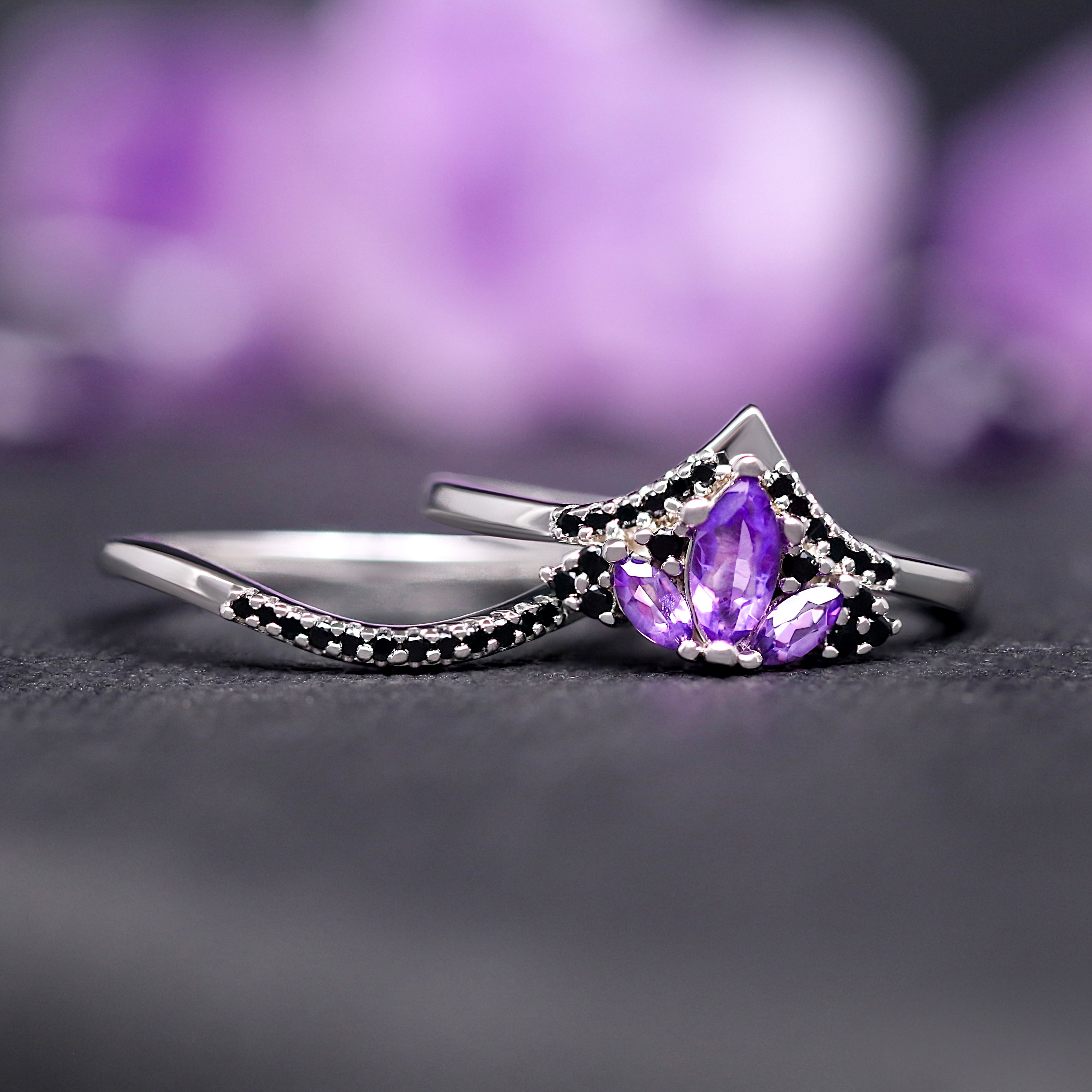 Natural Amethyst Engagement Ring Set, His and Her Unique Fantasy Wedding Ring | Matching Purple Ring for Couple, Silver Amethyst Ring Set