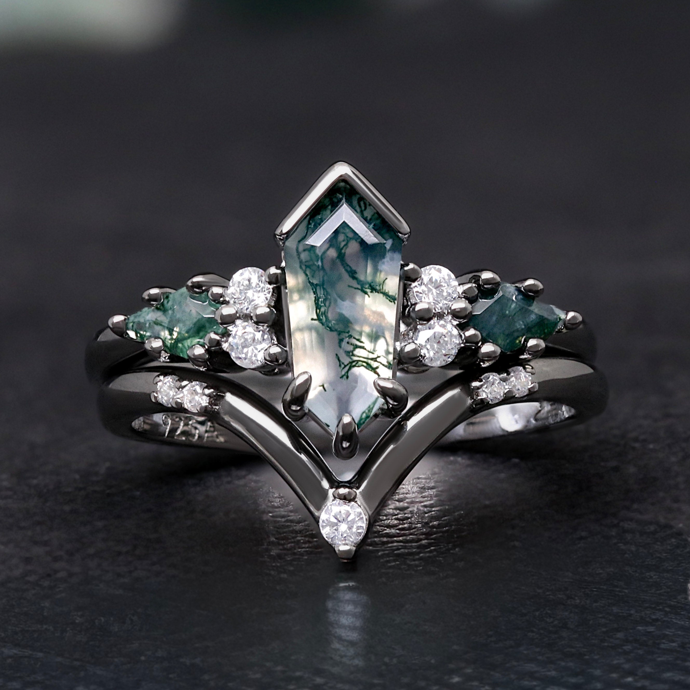 Kite Cut Moss Agate Engagement Ring Set | Couples Matching Bands