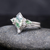 Green Moss Agate Coffin Kite Ring Set, His and Her Wedding Band, Crushed Moss Agate, Matching Nature Couples Ring, Alternative Engagement Ring
