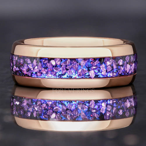 Rose gold tungsten ring with Crab nebula alexandrite inlay, front view with reflection
