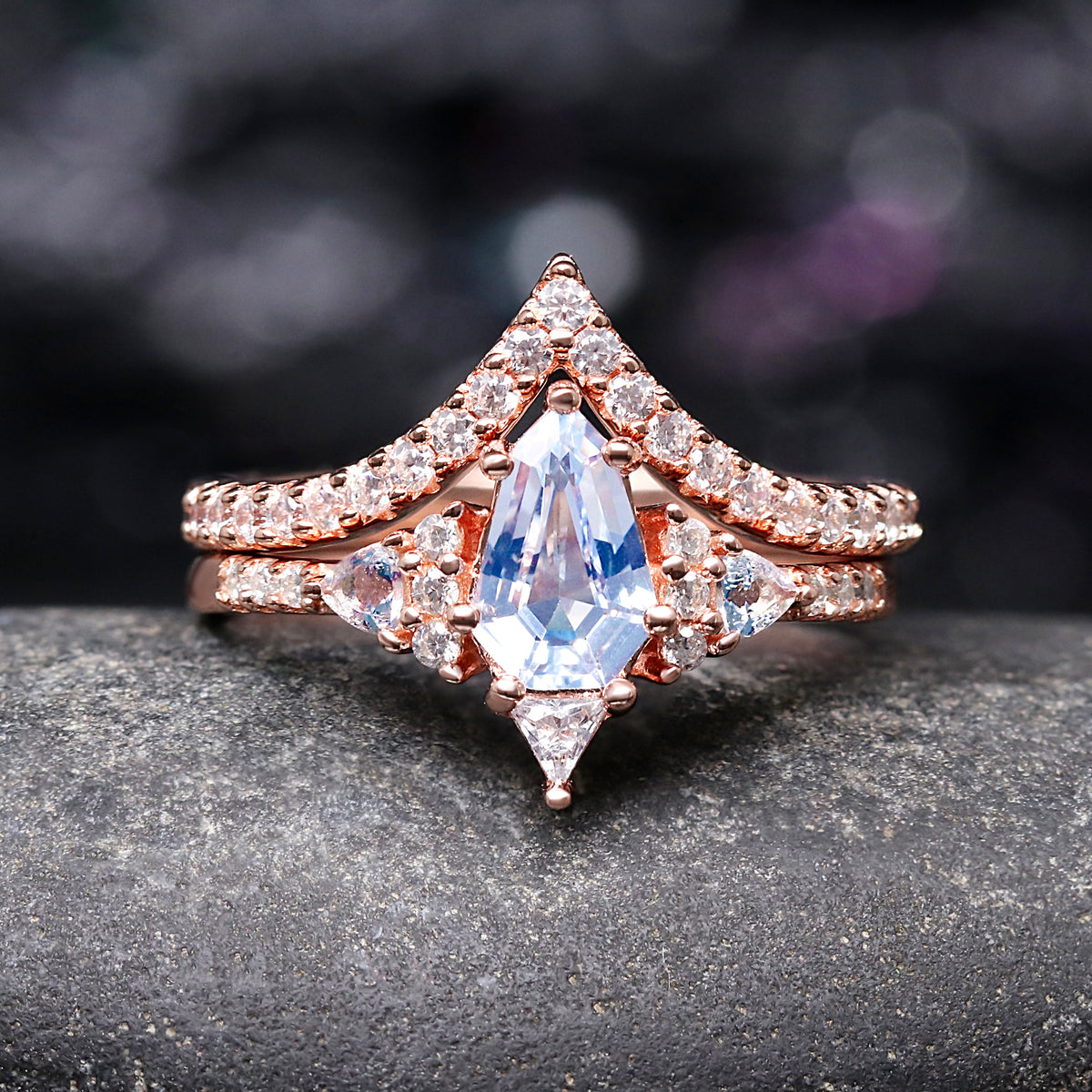 Elegant Lumiere aquamarine bridal ring set