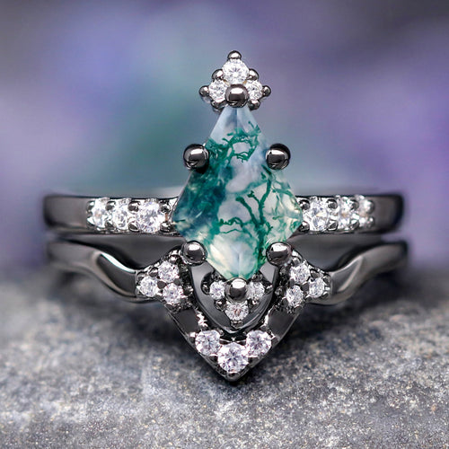 Weaver Green Moss Agate Engagement Ring Set, Black Kite Cut Ring, 925 Sterling Silver, Nature Ring, Dark Fairy Ring, Fantasy Wedding