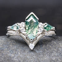 Green Moss Agate Ring Set, Alternative Engagement Ring, Kite Coffin, 925 Sterling Silver, Nature Ring, Promise Ring, Unique Woman Ring