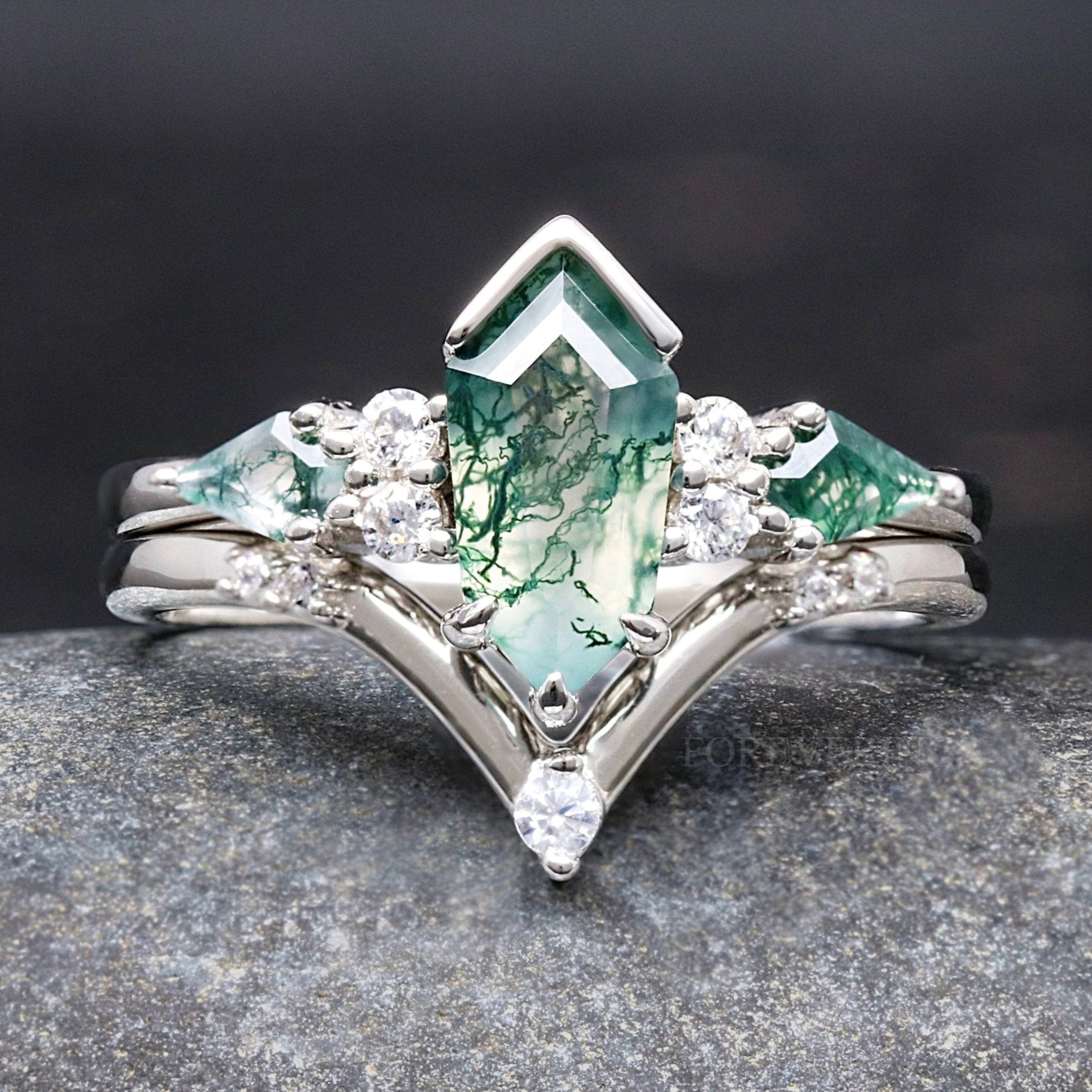Green Moss Agate Ring Set, Alternative Engagement Ring, Kite Coffin, 925 Sterling Silver, Nature Ring, Promise Ring, Unique Woman Ring