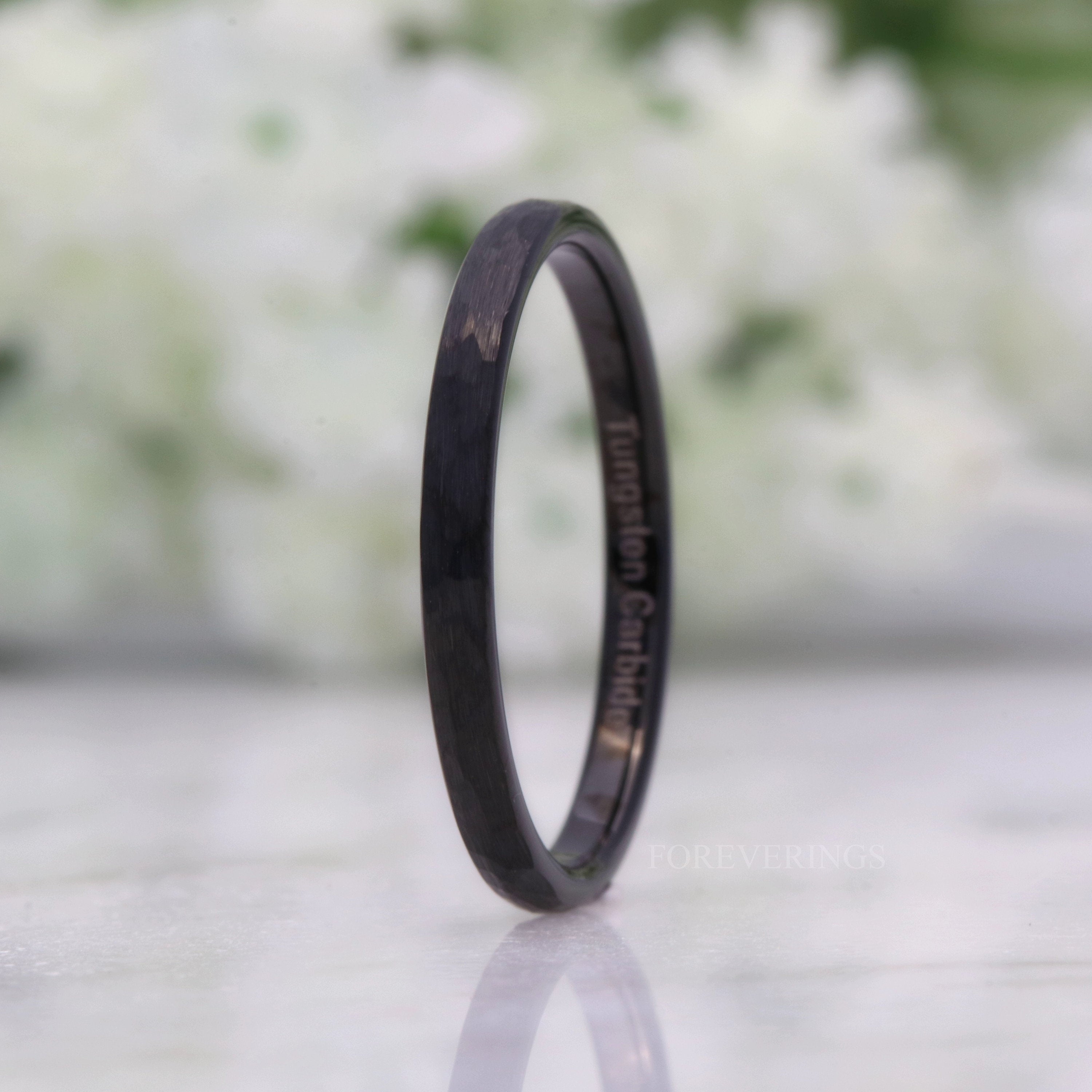 Black Hammered Ring, Thin Wedding Band, 2mm 4mm Mens Womens Wedding Band, Matte Black Tungsten Ring, Simple Custom Engraved Ring