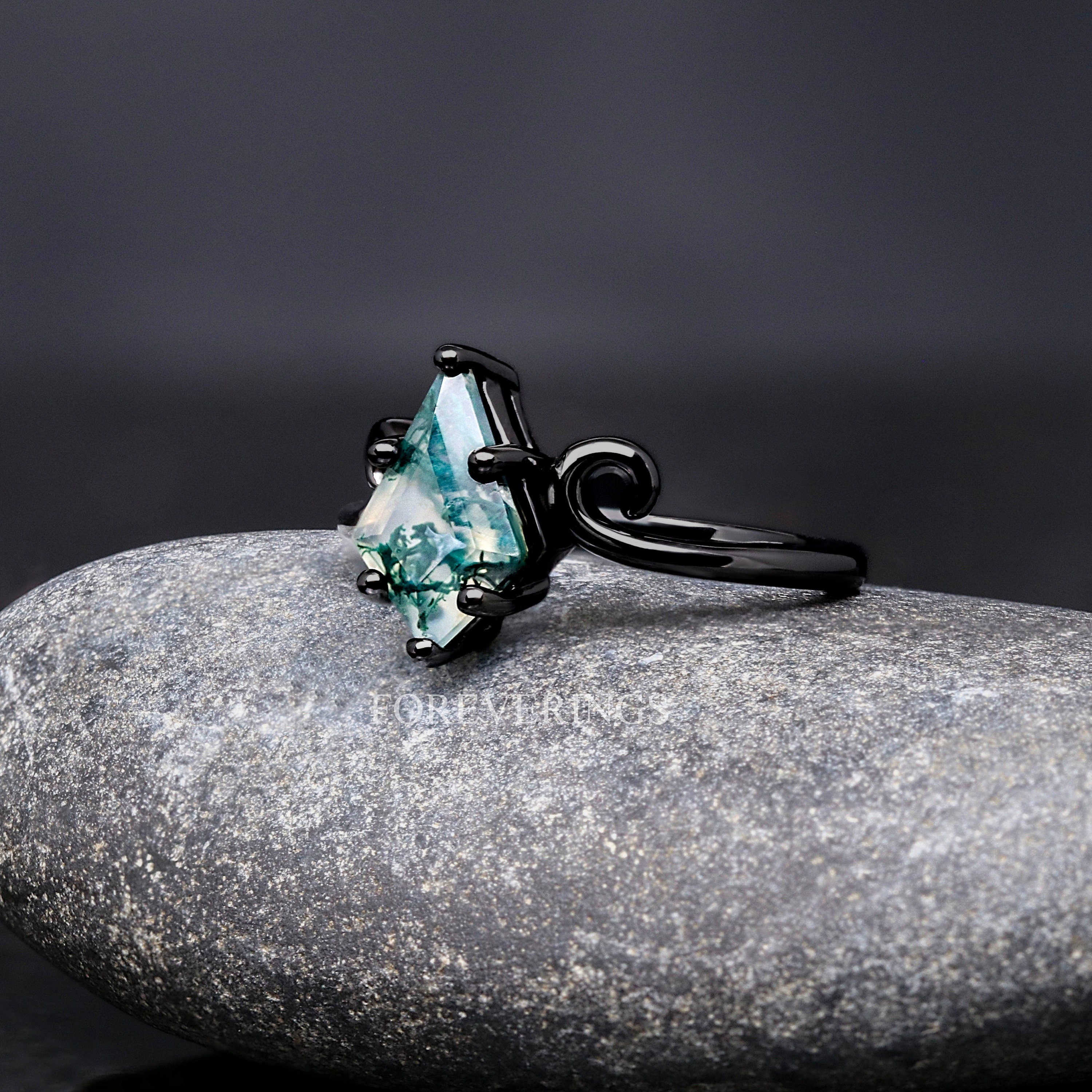 Twirl Natural Green Moss Agate Ring Set, His and Hers Wedding Band, Black Ring Set, Nature Couples Ring, Damasus Steel and Sterling Silver