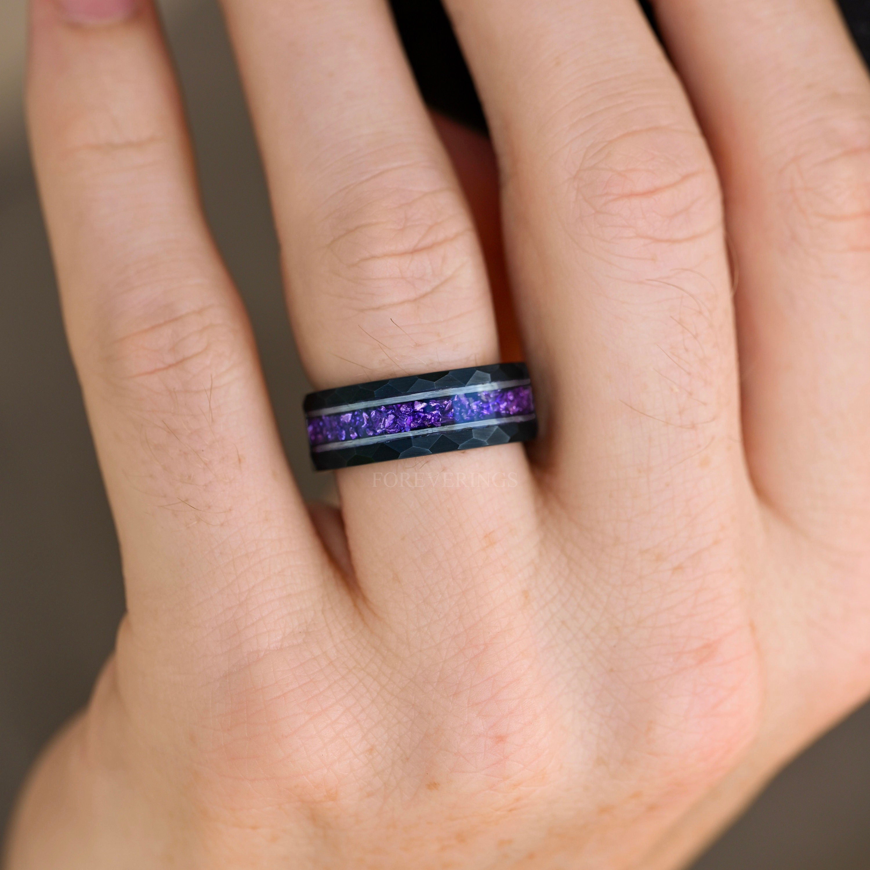 Alexandrite Ring Men, Purple Wedding Band, Hammered, Color Changing Band, Black Tungsten Ring, Hammered Mens Wedding Band, Personalized Gift