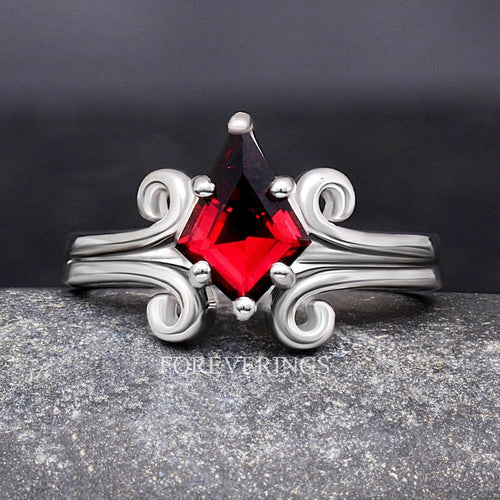 Twirl Natural Garnet Woman Wedding Ring, 925 Sterling Silver, Kite Cut Alternative Engagement Ring, Red Statement Ring, Jewelry Gift for Her