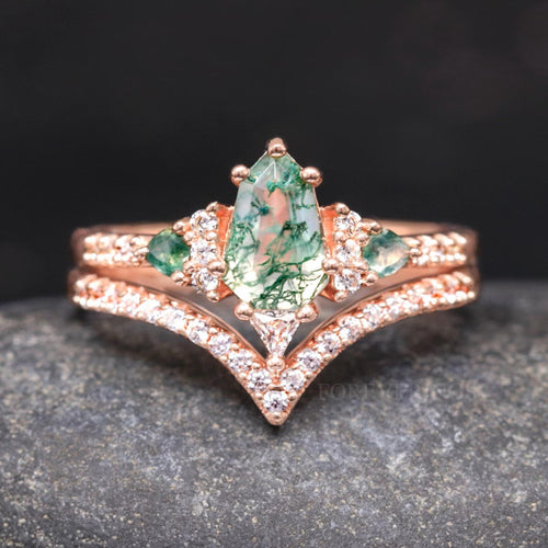 Rose Gold Moss Agate Wedding Ring, Woman Alternative Engagement Ring Set, Lumiere, Shield Cut, Nature Ring, Unique Wedding Ring, Engraving